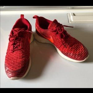 Red Nike Rosey